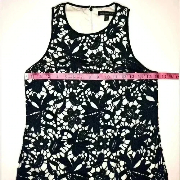 Banana Republic Womens Dress Midi Classic Style Crocheted Shift W Pockets size 2 - Picture 3 of 7